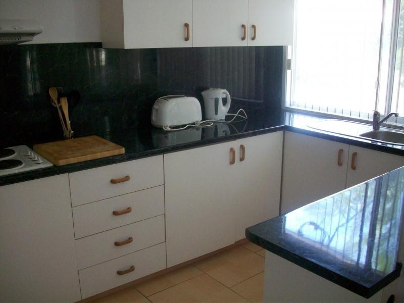 8 Frederick St, Surfers Paradise QLD 4217