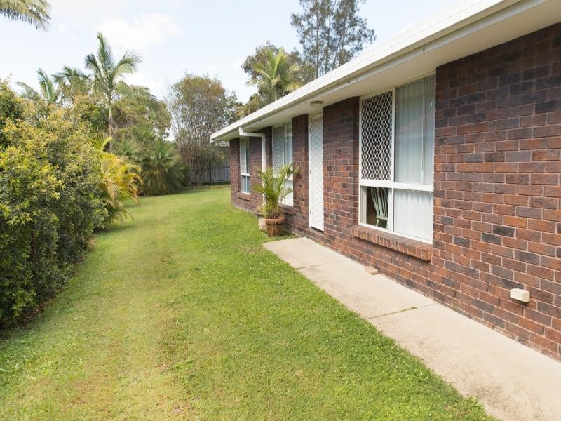 108 Heeb St, Benowa QLD 4217