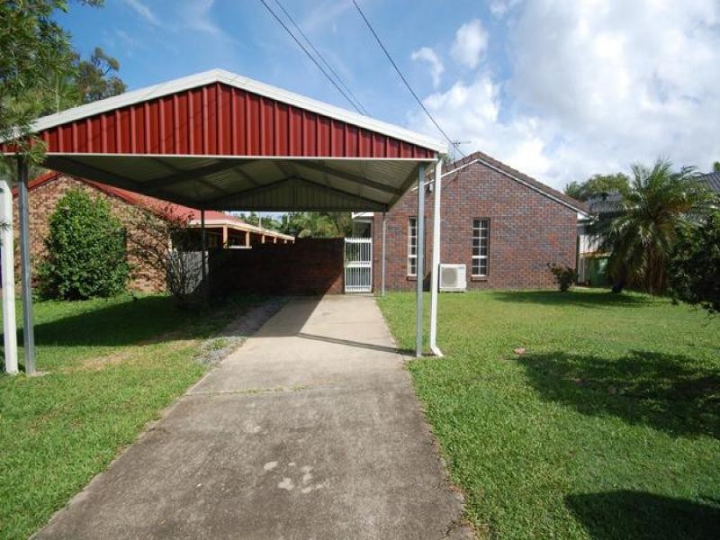 108 Heeb St, Benowa QLD 4217