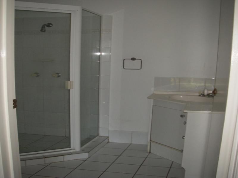 6 Crestridge Crescent, Oxenford QLD 4210