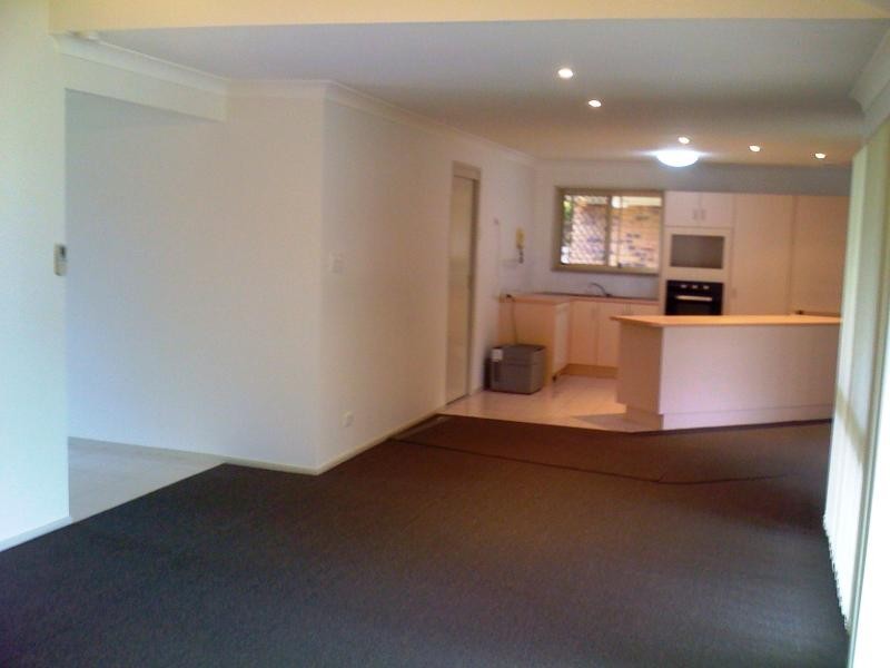 5 Bothwell, Robina QLD 4226