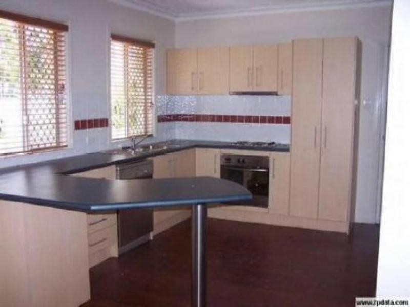 144 Johnston St, Southport QLD 4215