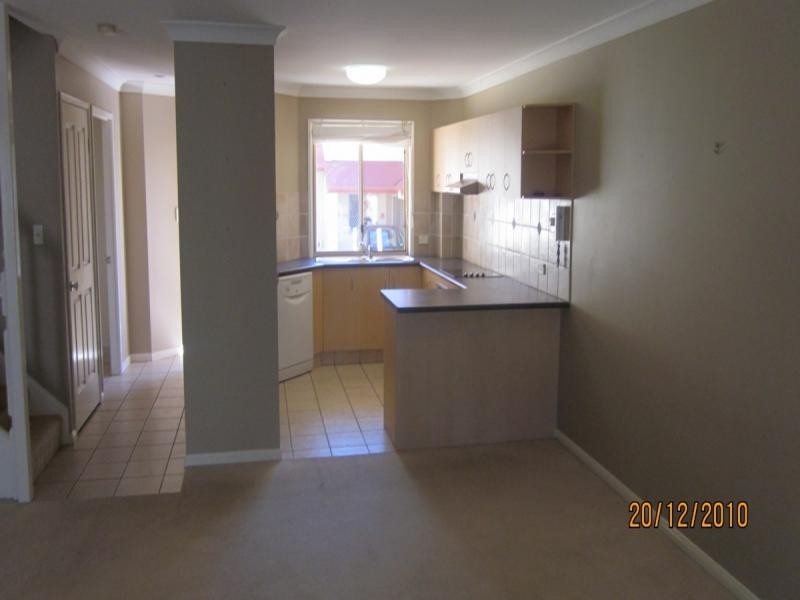 3/96 Pohlman St, Southport QLD 4215