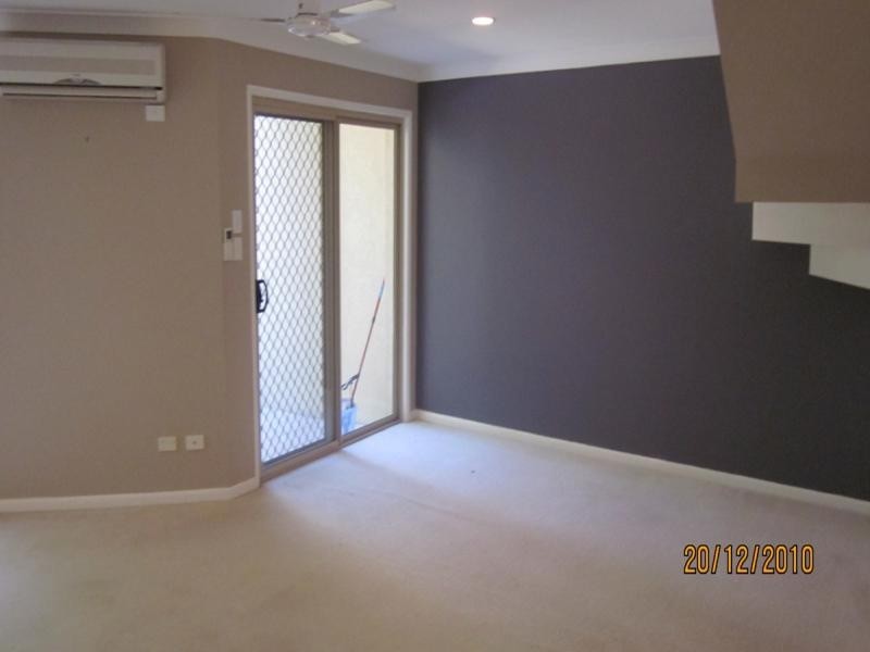 3/96 Pohlman St, Southport QLD 4215