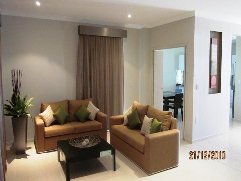 5006 Emerald Islands Drive, Carrara QLD 4211