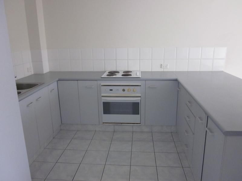 6 Crestridge Cres, Oxenford QLD 4210