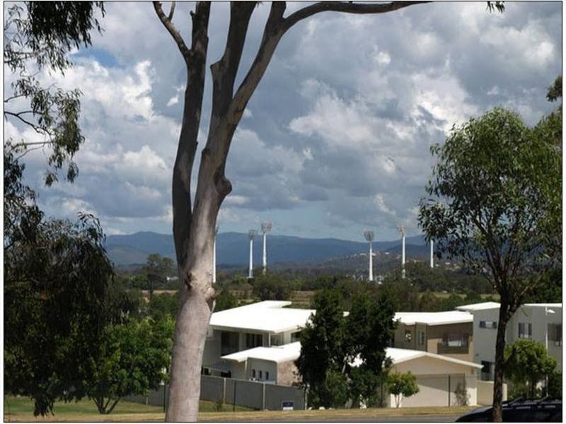 429 Ashmore Rd, Ashmore QLD 4214