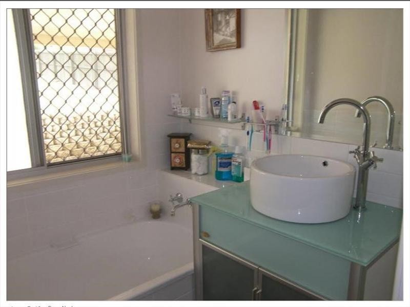 429 Ashmore Rd, Ashmore QLD 4214