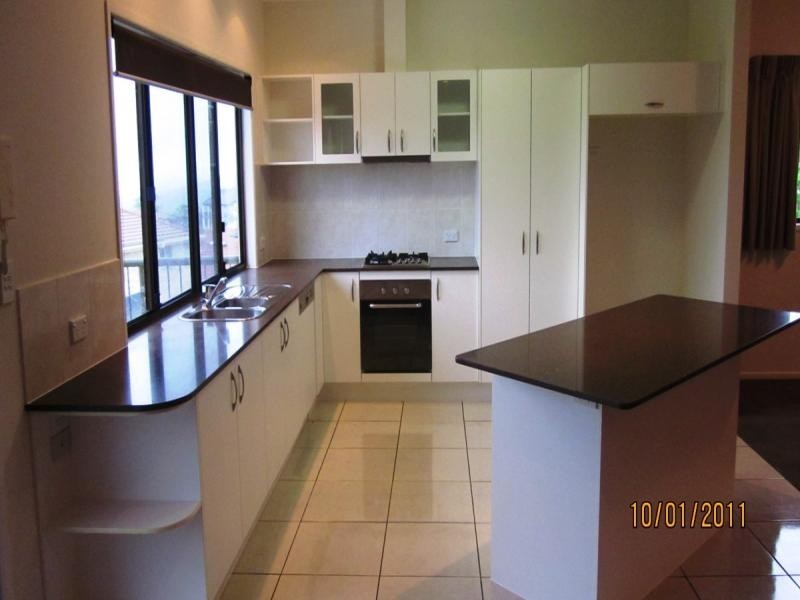 Highland Park QLD 4211