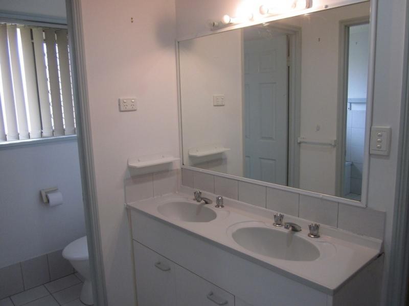 Ryfield Rd, Carrara QLD 4211