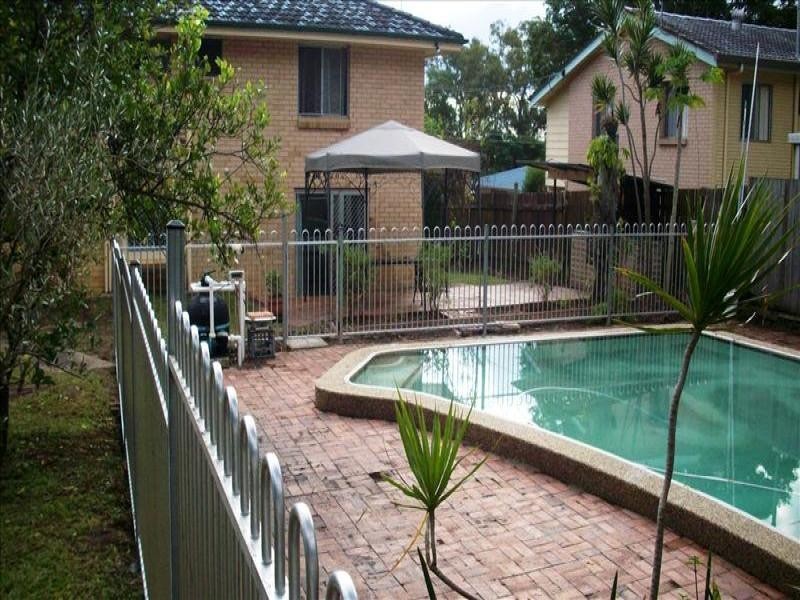 14 Boscawen St, Rochedale South QLD 4123