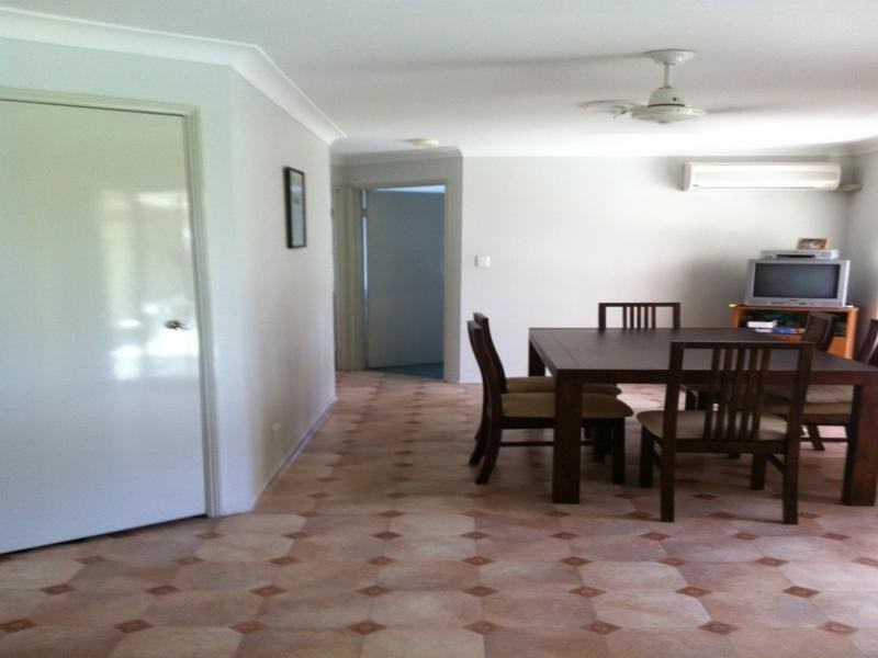 6 Greaves Crt, Carrara QLD 4211
