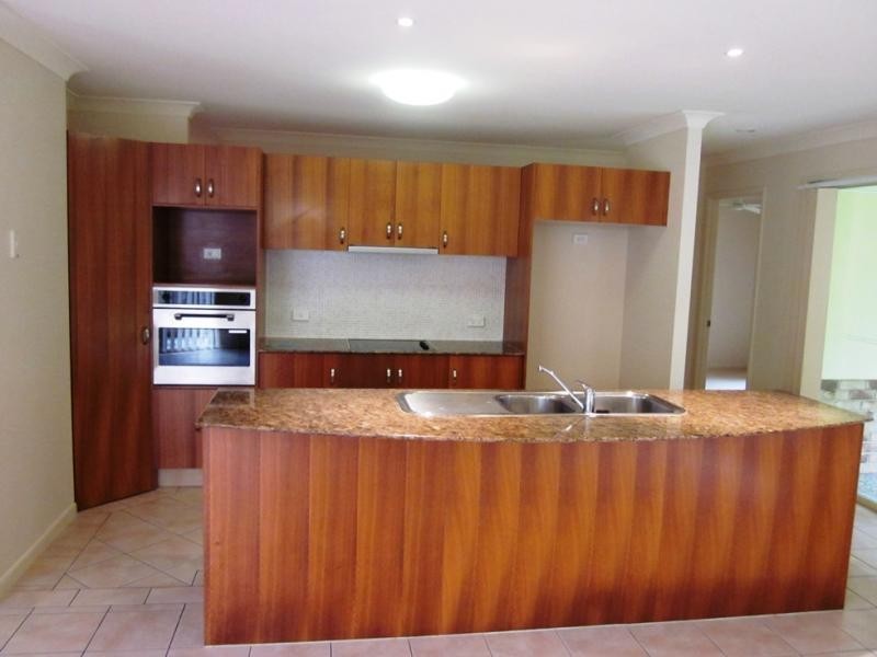 10 Lacie Ct, Mudgeeraba QLD 4213
