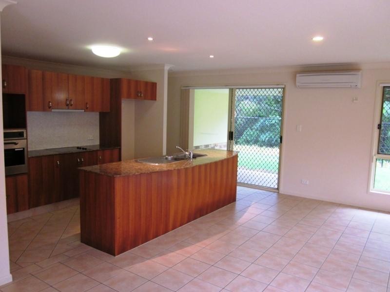 10 Lacie Ct, Mudgeeraba QLD 4213