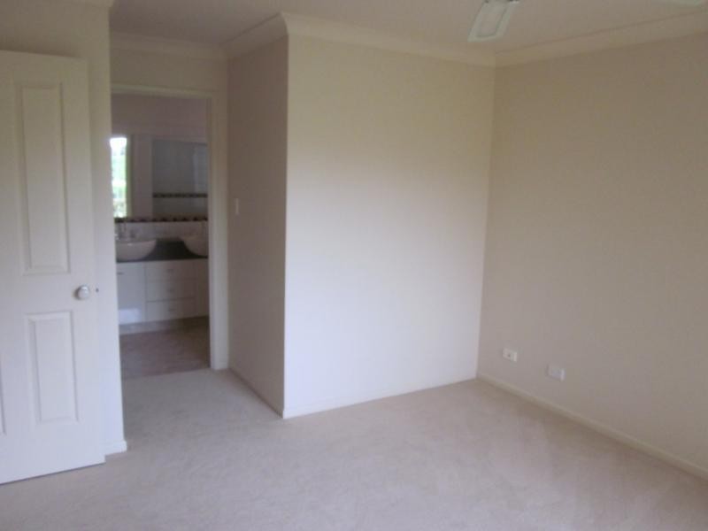 10 Lacie Ct, Mudgeeraba QLD 4213