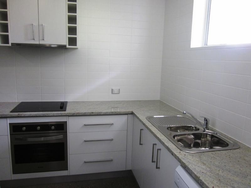 15 Cox Rd, Windsor QLD 4030