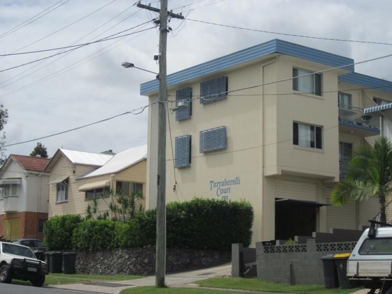 15 Cox Rd, Windsor QLD 4030