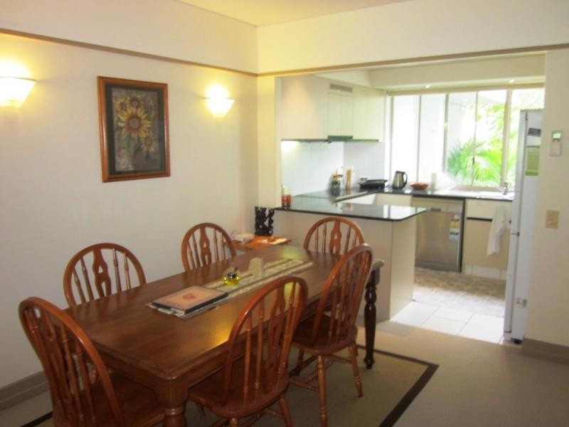 76-80 Chichester Dve, Arundel QLD 4214
