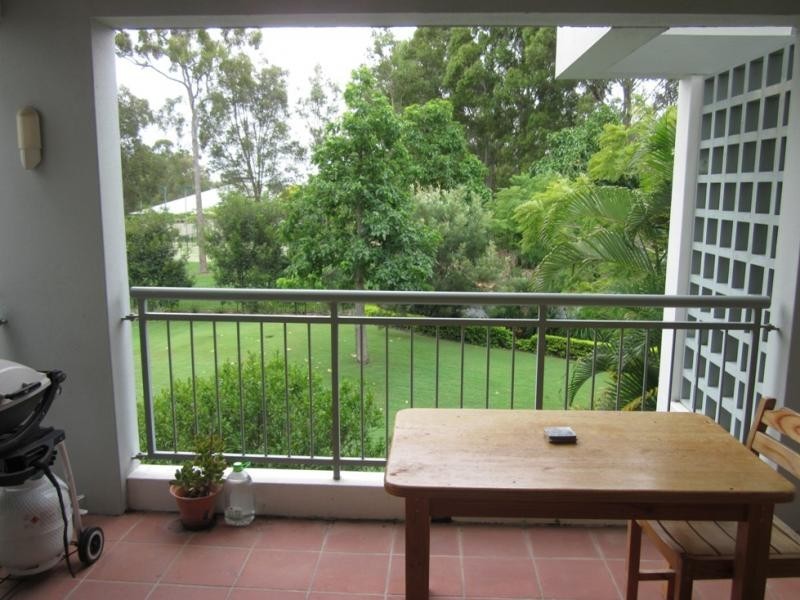 76-80 Chichester Dve, Arundel QLD 4214