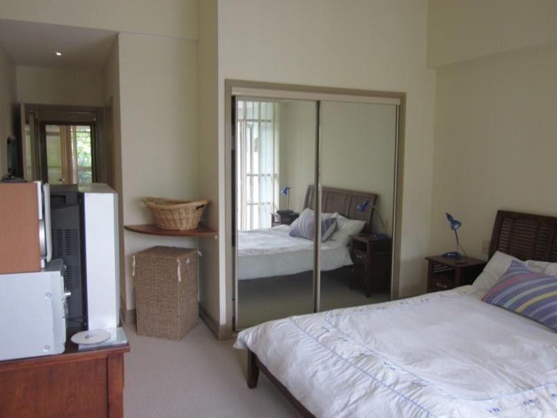 76-80 Chichester Dve, Arundel QLD 4214