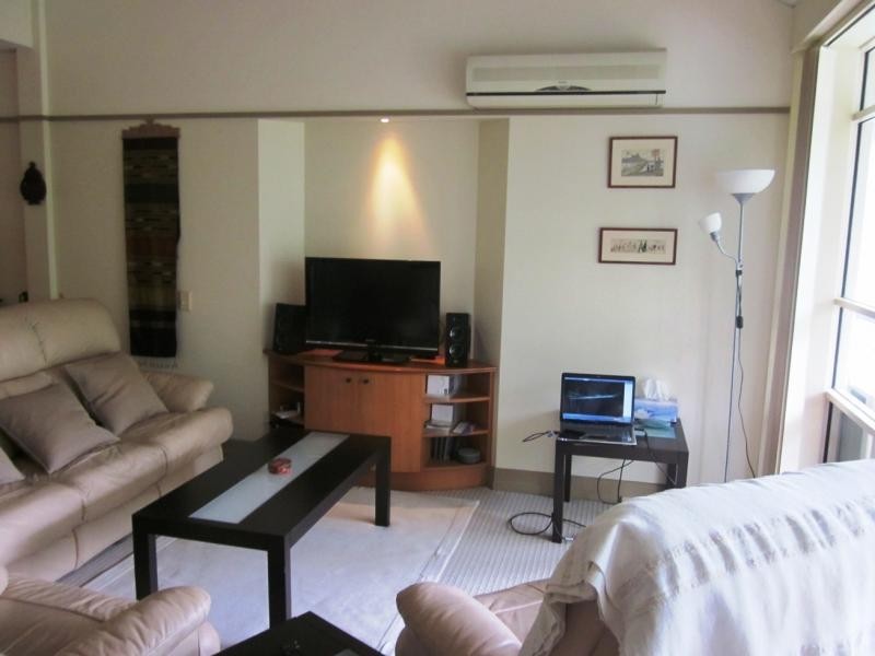 76-80 Chichester Dve, Arundel QLD 4214