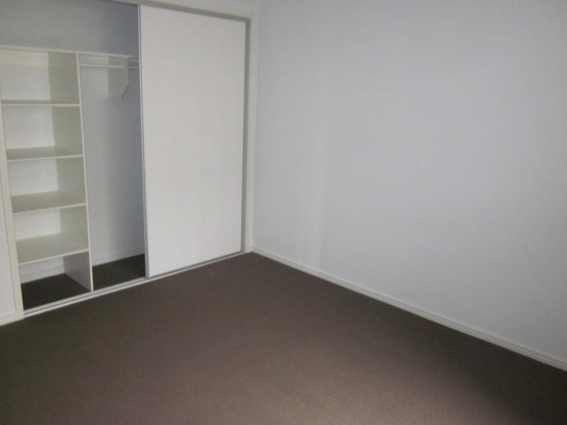 1  Freeling Place, Oxenford QLD 4210