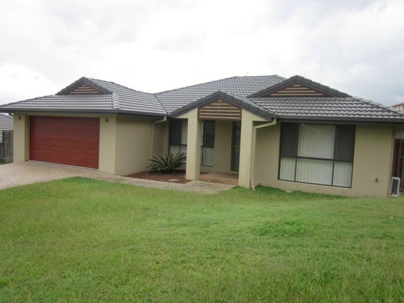 12 Peckham Crt, Pacific Pines QLD 4211