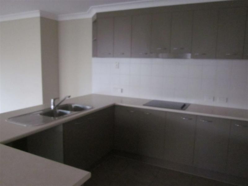 28 Brushwood Circuit, Forest Lake QLD 4078