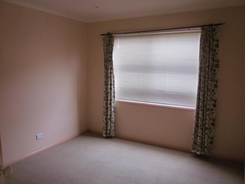 5 Mustique Crt, Burleigh Waters QLD 4220