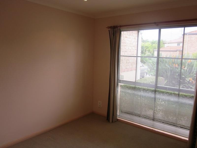 5 Mustique Crt, Burleigh Waters QLD 4220