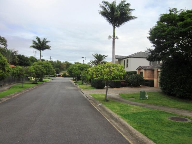 5 Mustique Crt, Burleigh Waters QLD 4220