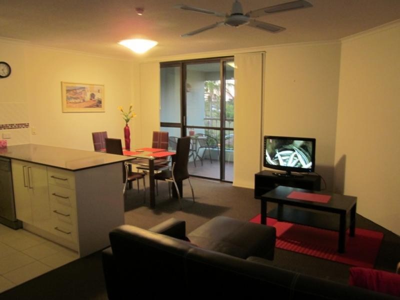 114 Marine Pde, Southport QLD 4215