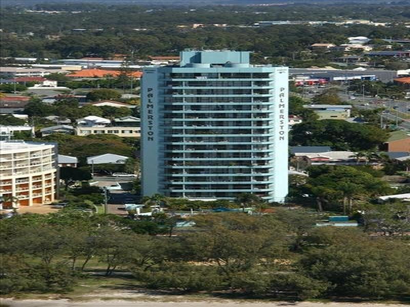 114 Marine Pde, Southport QLD 4215