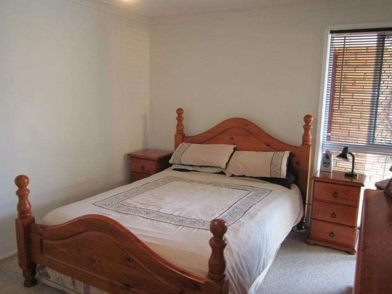 128 Benowa Rd, Southport QLD 4215