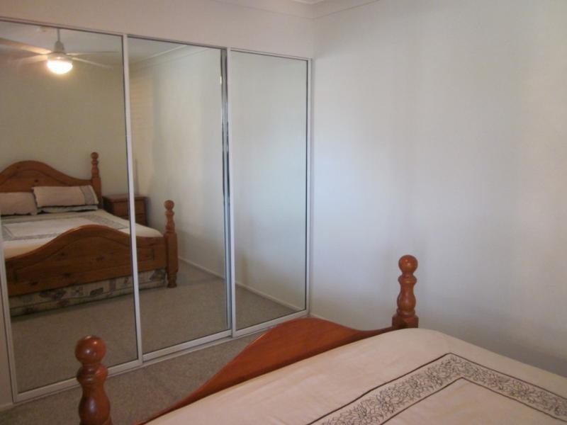 128 Benowa Rd, Southport QLD 4215