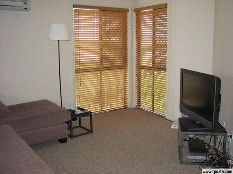 2/144 Johnston St, Southport QLD 4215