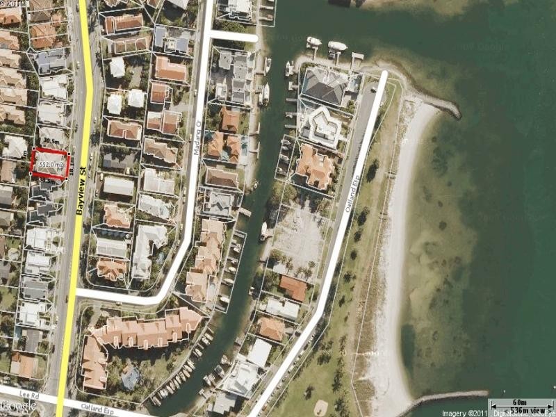 52 Bayview St, Runaway Bay QLD 4216