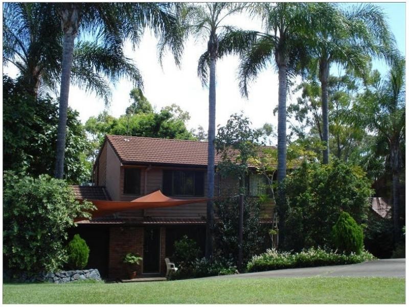 33 Corunna Cres, Ashmore QLD 4214