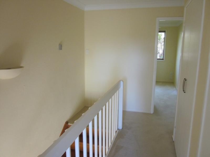 2/15 Sonia St, Mermaid Waters QLD 4218