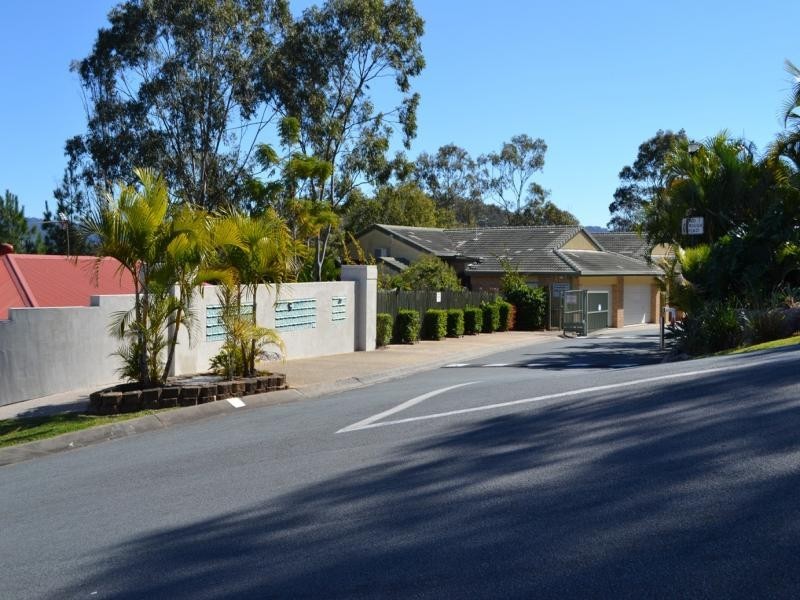 6 Crestridge Cres, Oxenford QLD 4210