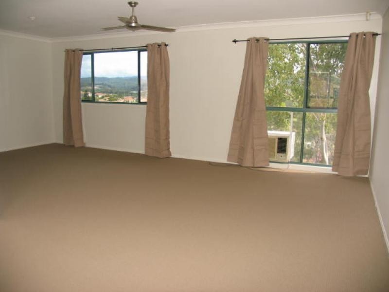 6 Crestridge Cres, Oxenford QLD 4210