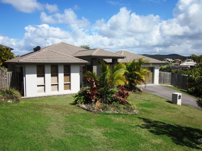 Pacific Pines QLD 4211