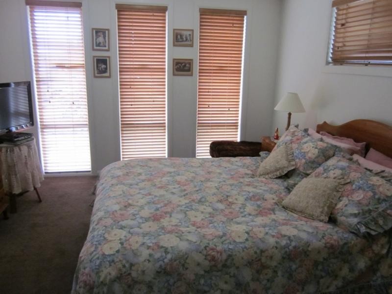 Pacific Pines QLD 4211
