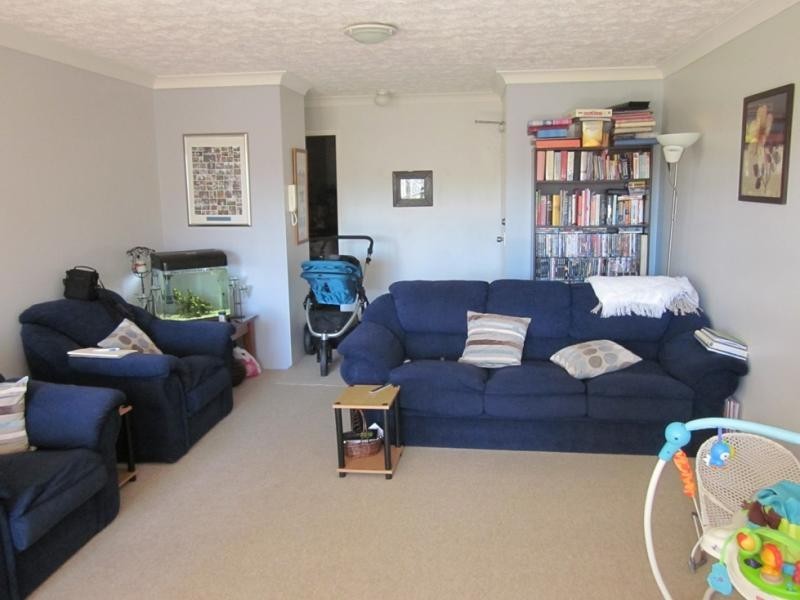 35 Huth St, Labrador QLD 4215