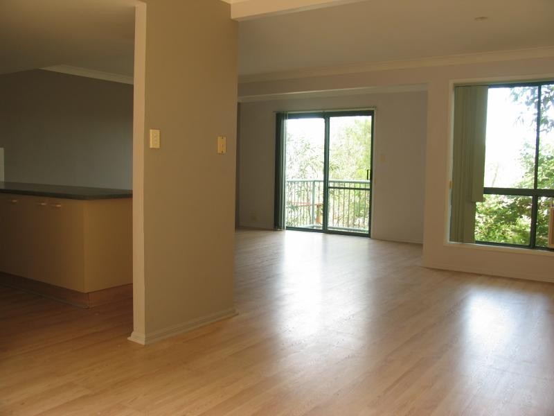 6 Crestridge Cres, Oxenford QLD 4210