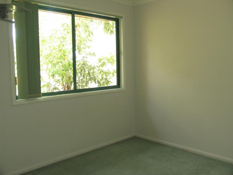 6 Crestridge Cres, Oxenford QLD 4210