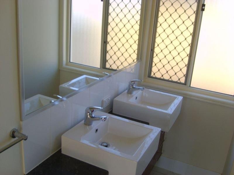 11 Michigan Ct, Warner QLD 4500