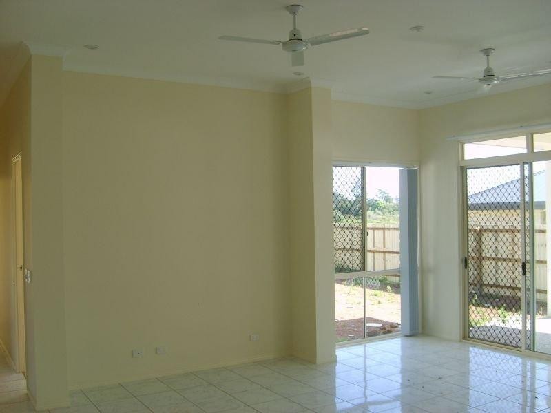 11 Michigan Ct, Warner QLD 4500
