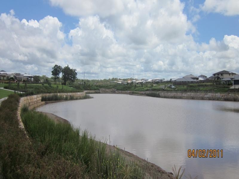 11 Michigan Ct, Warner QLD 4500