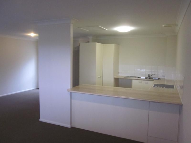 1032/6 Crestridge Cres, Oxenford QLD 4210